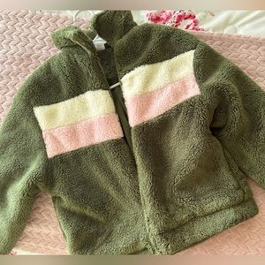 Girls Thick, Fluffy, Warm Army Green Fleece Jacket with Zipper.